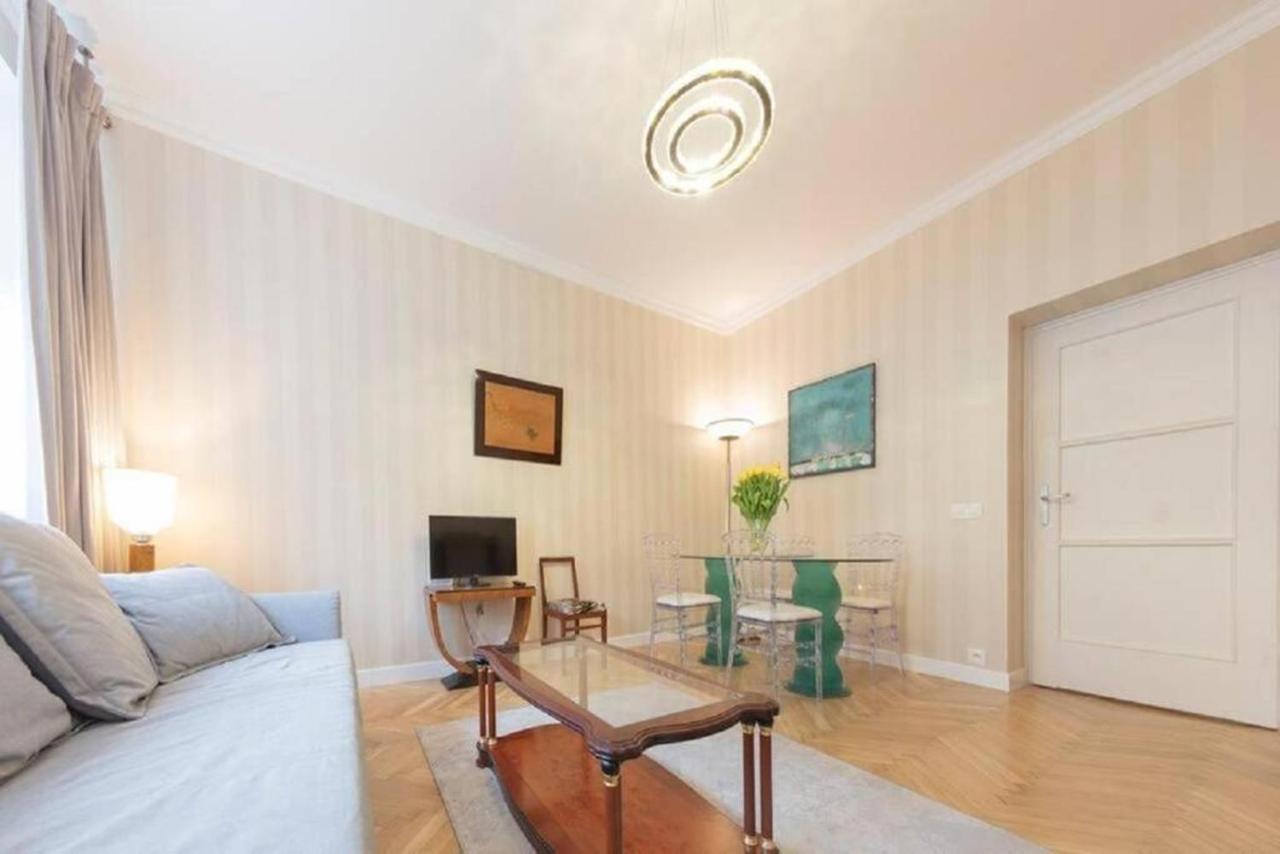 Golden Apartment-Central Location-N41A Варшава Экстерьер фото